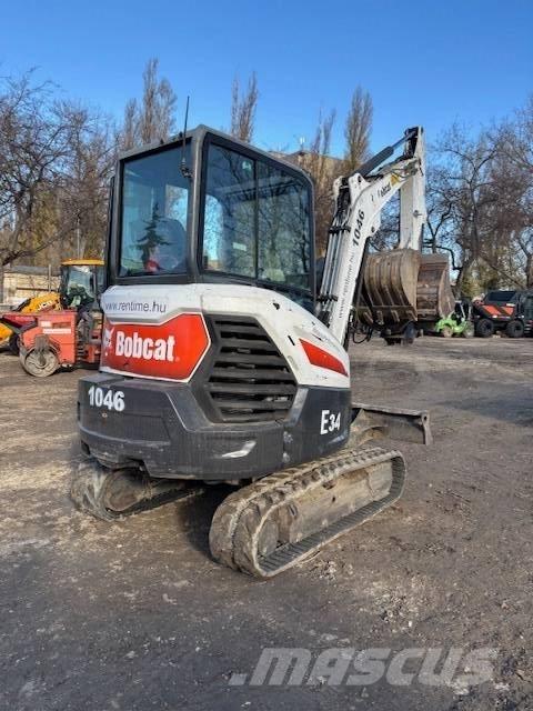 Bobcat E34 トレンチャー