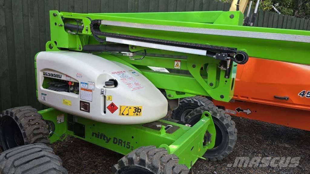 Niftylift HR 15 D ブームリフト　屈伸型