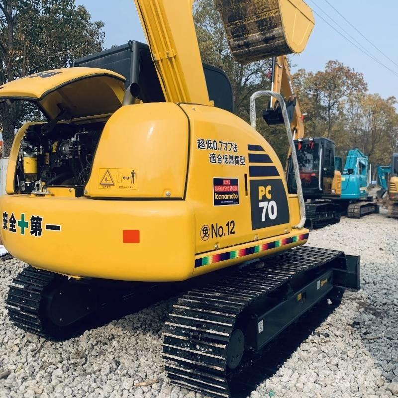 Komatsu PC 70 大型油圧ショベル12t以上（パワーショベル・ユンボ）