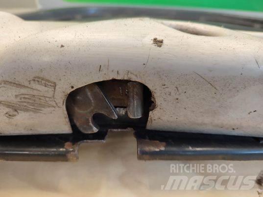 Manitou MLT 730 door キャビン及び内装