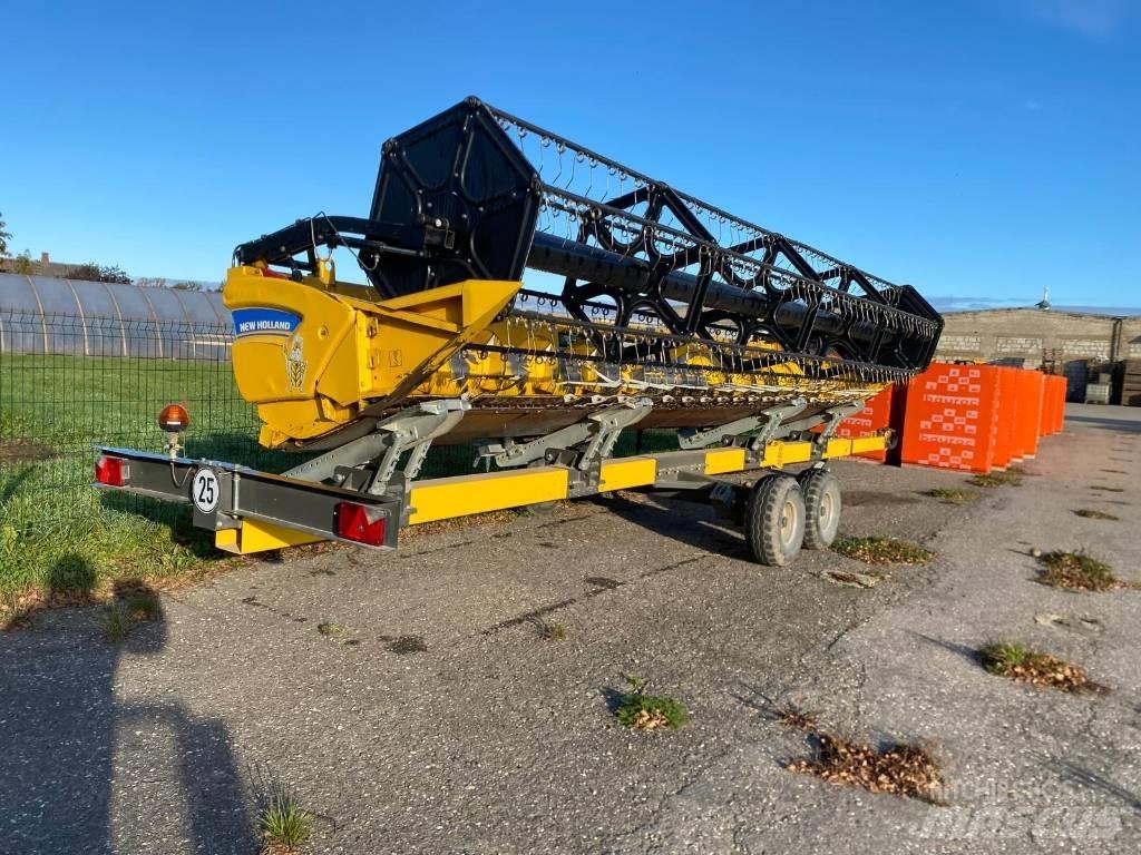 New Holland CX 8.70 コンバイン