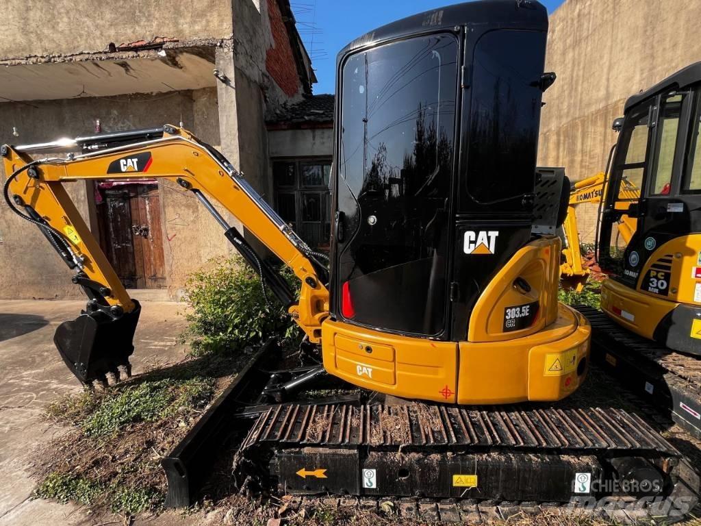 CAT 303.5 E CR ミニ油圧ショベル 7t以下（ミニユンボ・ミニディガー）