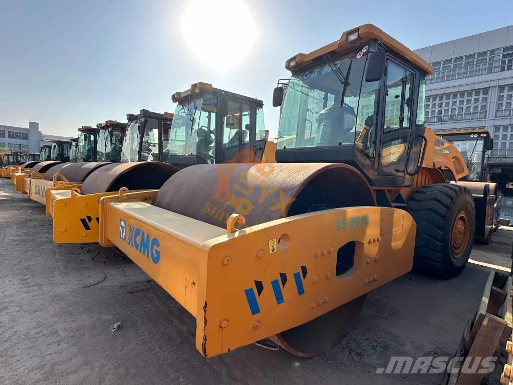 XCMG XS 233J 振動ローラ