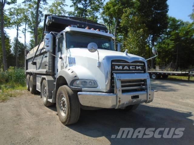 Mack GRANITE GR64B ダンプ