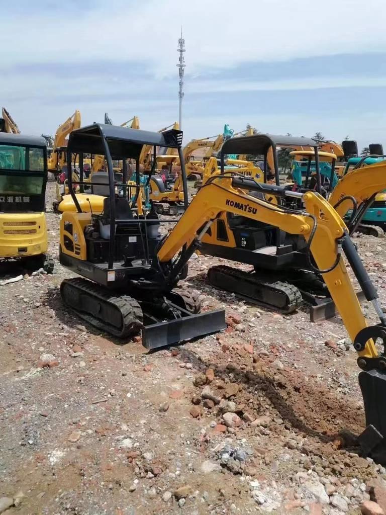 Komatsu PC18 ミニ油圧ショベル 7t以下（ミニユンボ・ミニディガー）