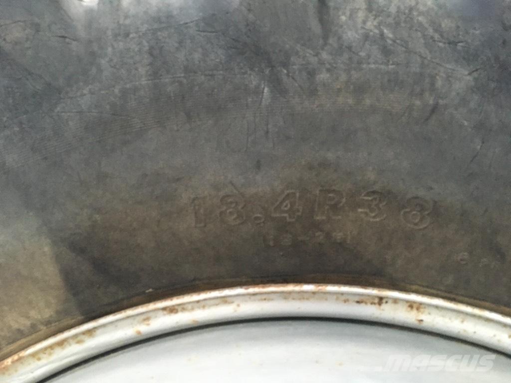  Tvillinghjul タイヤ、ホイル、リム