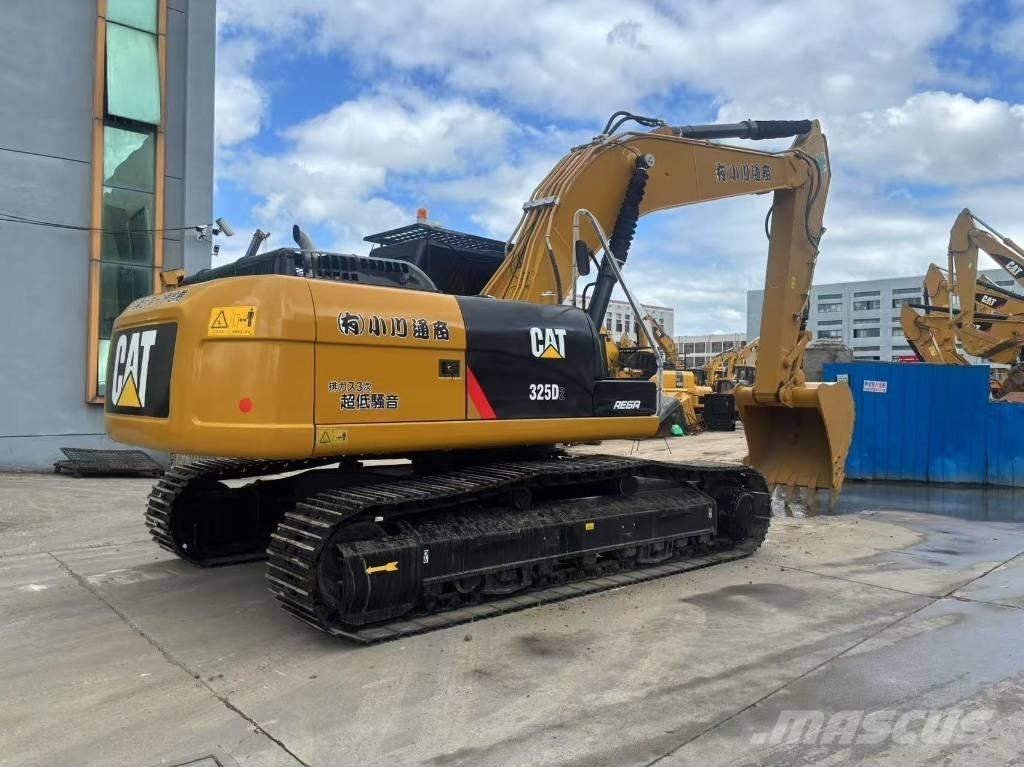 CAT 325 D 大型油圧ショベル12t以上（パワーショベル・ユンボ）