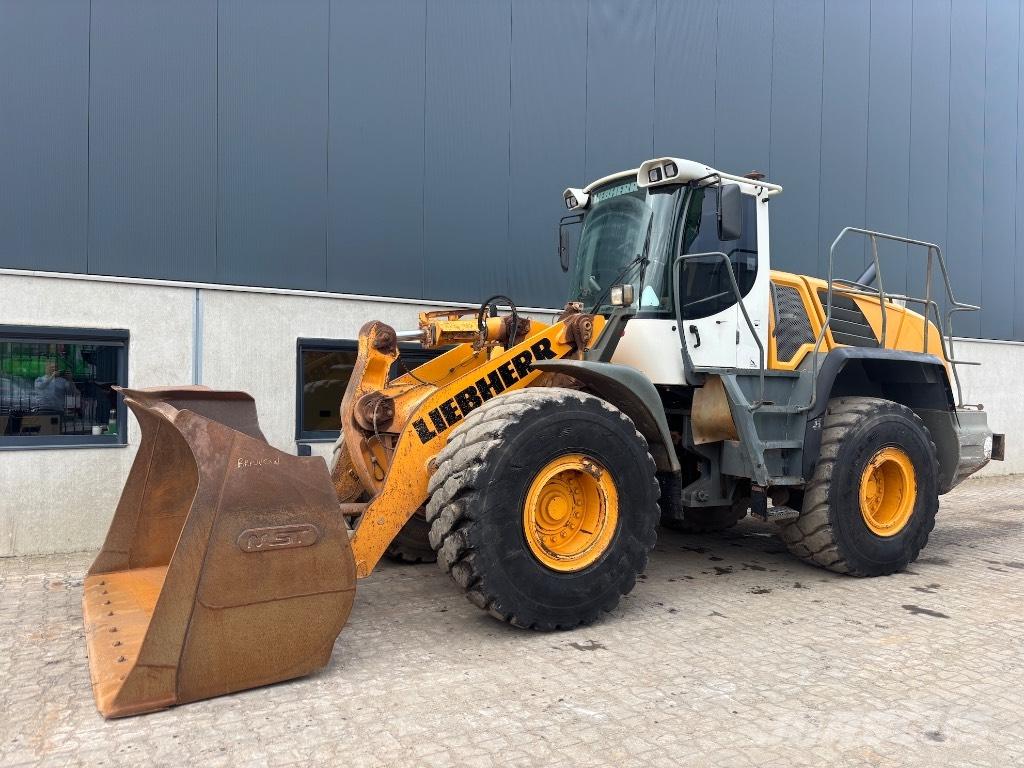 Liebherr L 550 ホイールローダー・タイヤショベル