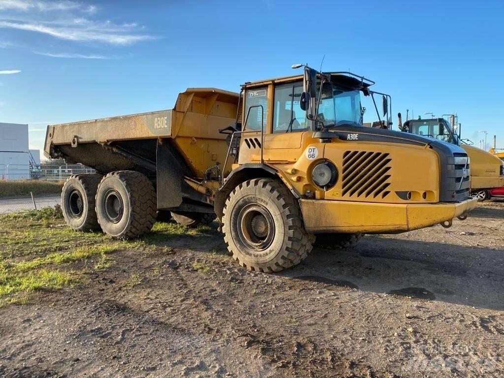 Volvo A30E アーティキュレート式ダンプトラック