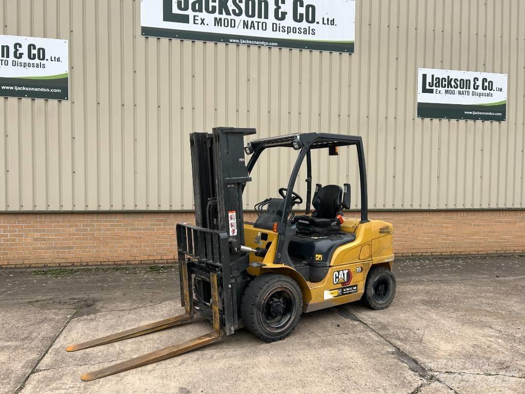 CAT DP 30 N ディーゼル・軽油