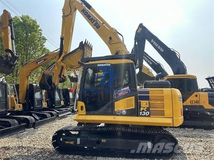 Komatsu PC 130 大型油圧ショベル12t以上（パワーショベル・ユンボ）