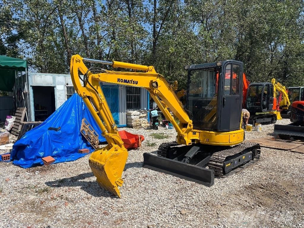 Komatsu PC 35 ミニ油圧ショベル 7t以下（ミニユンボ・ミニディガー）