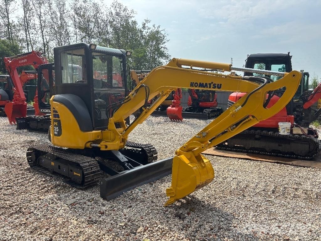 Komatsu PC 35 ミニ油圧ショベル 7t以下（ミニユンボ・ミニディガー）