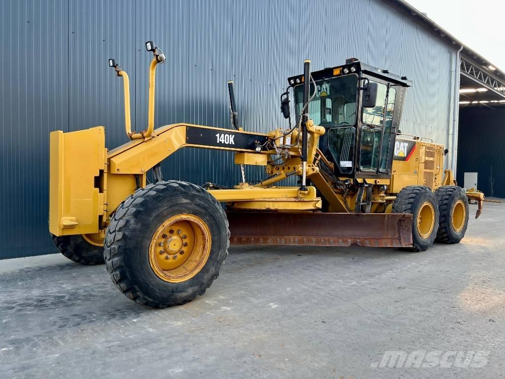 CAT 140K モーターグレーダー