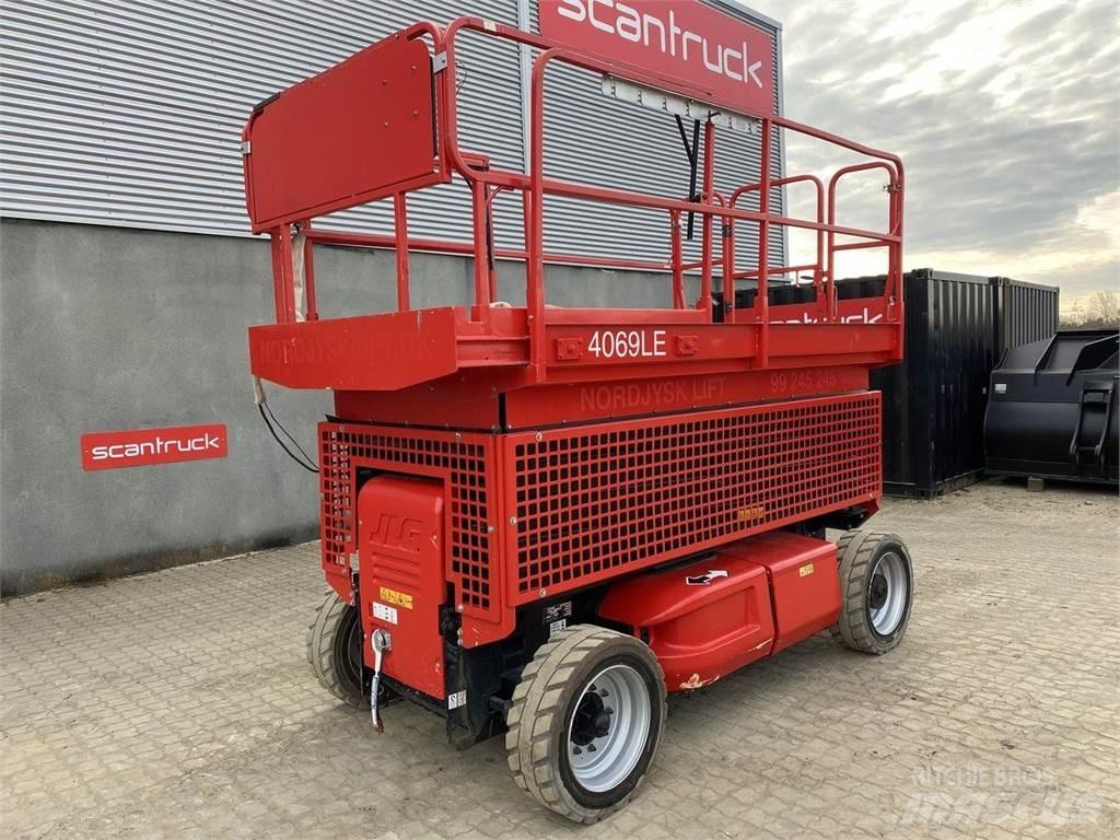 JLG 4069ERT シザースリフト