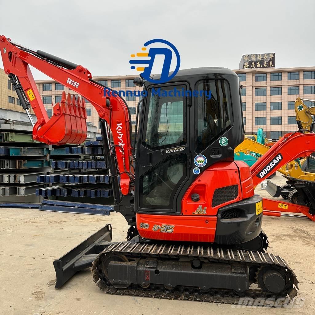 Kubota U 35 ミニ油圧ショベル 7t以下（ミニユンボ・ミニディガー）