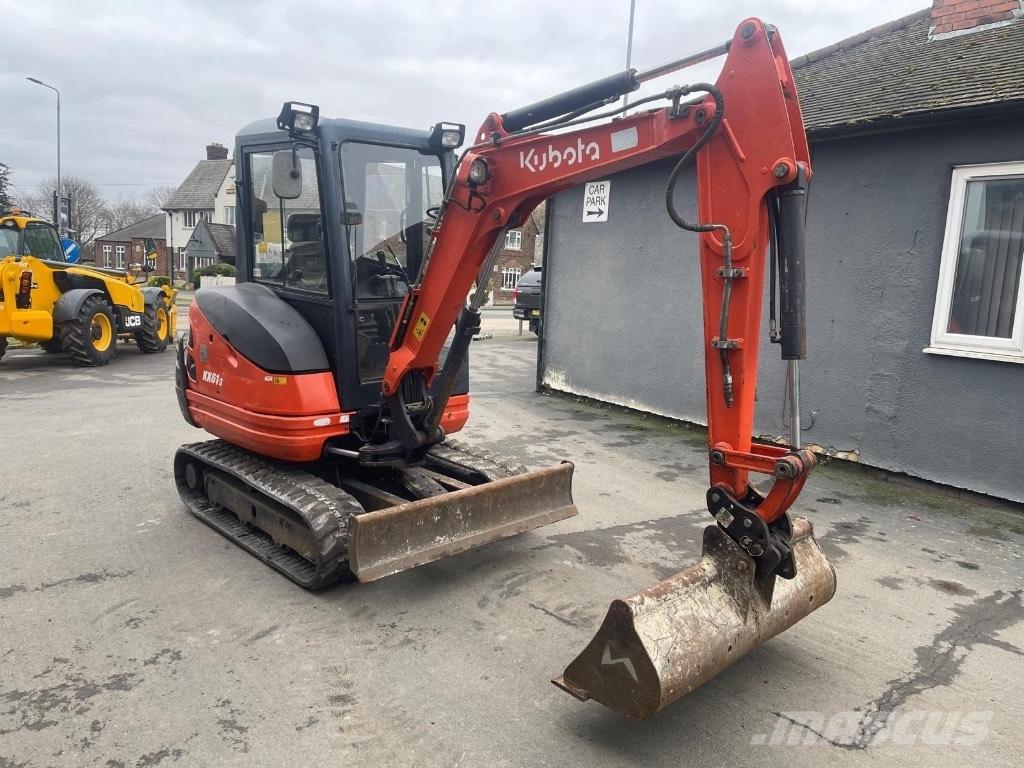 Kubota KX 61-3 ミニ油圧ショベル 7t以下（ミニユンボ・ミニディガー）