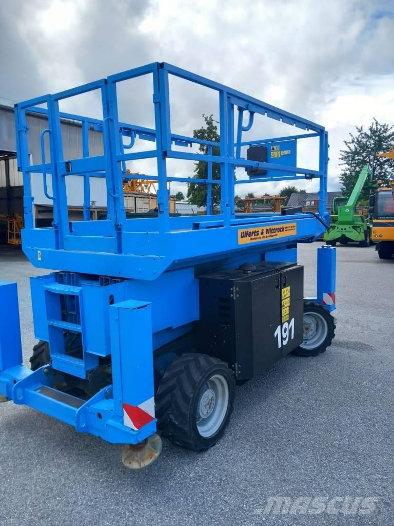 Genie GS 3369 RT シザースリフト