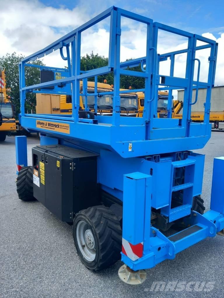 Genie GS 3369 RT シザースリフト