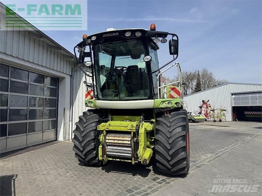 CLAAS jaguar 950 自走式フォレージハーベスター