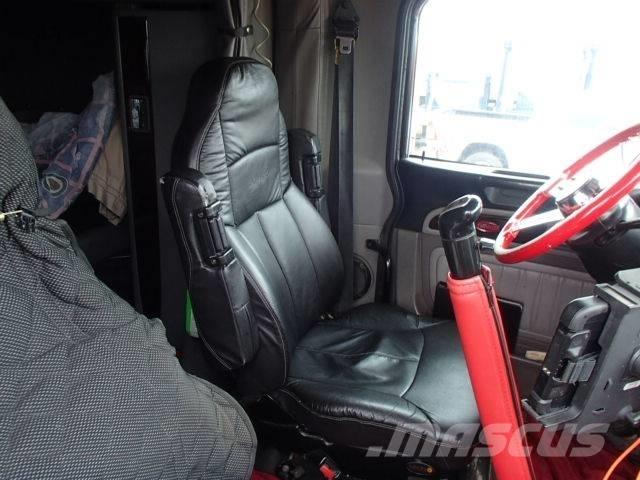Peterbilt 388 中古トラクターヘッド | トレーラーヘッド