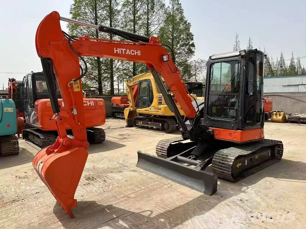 Hitachi ZX 50 U ミニ油圧ショベル 7t以下（ミニユンボ・ミニディガー）