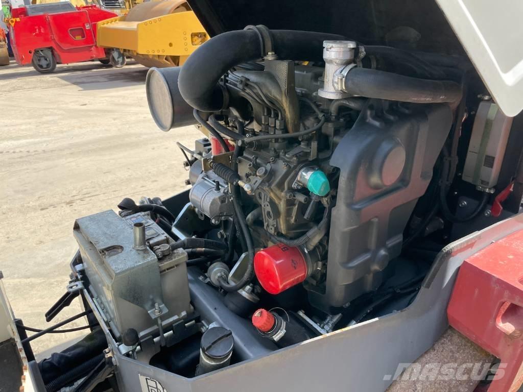 Dynapac CC1200C コンバインドローラ