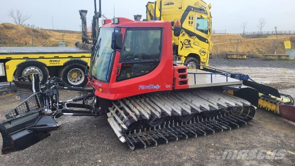  Pistenbully PB 100 スノーグルーマー