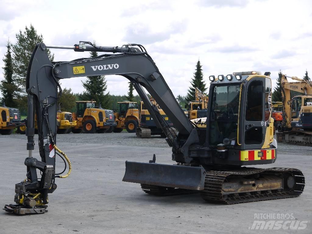 Volvo ECR 88 D 中型油圧ショベル 7ｔ-12ｔ（ユンボ・パワーショベル・バックホー）