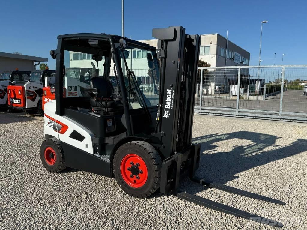 Bobcat D 25 S-9 ディーゼル・軽油