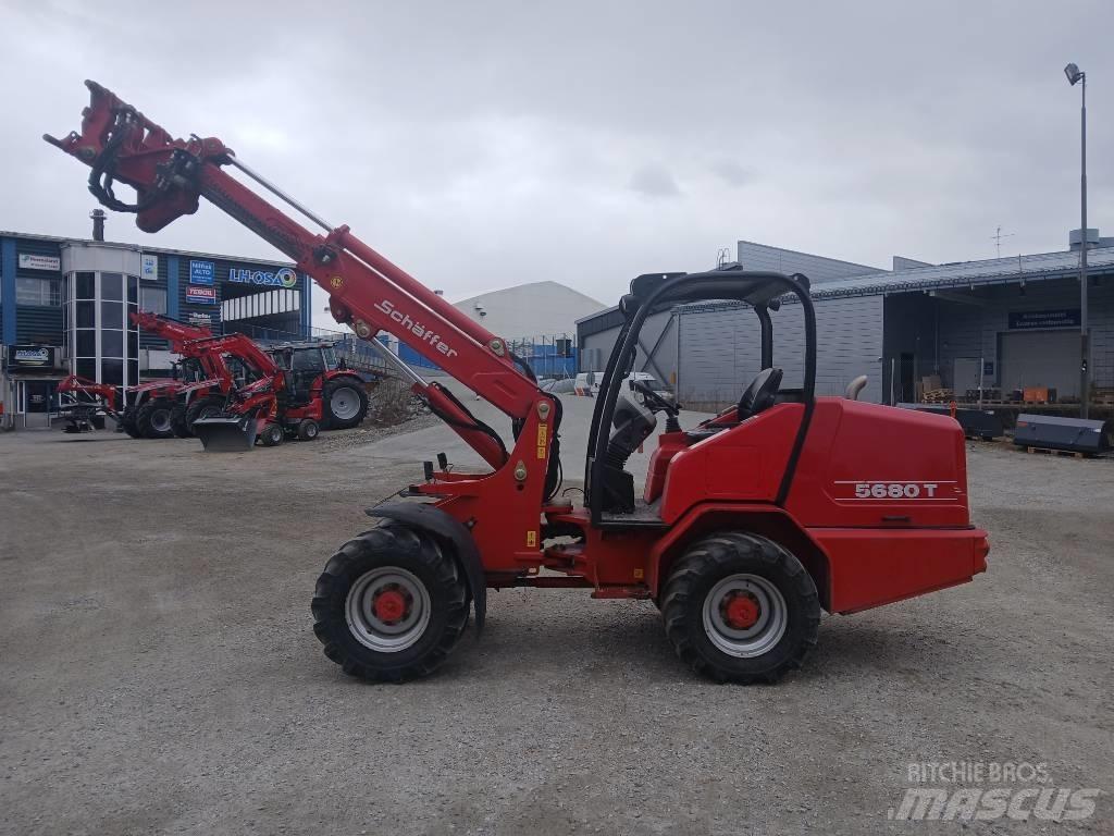 Schäffer 5680 T 農業用テレハンドラー