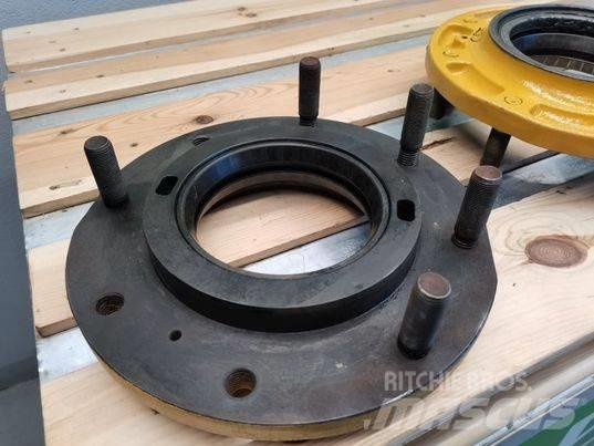 CAT 908H wheel hub タイヤ、ホイル、リム