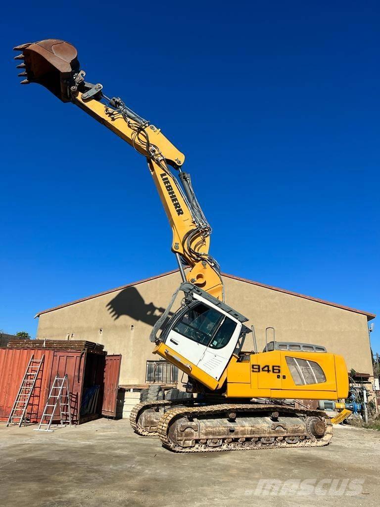 Liebherr R 946 LC 大型油圧ショベル12t以上（パワーショベル・ユンボ）