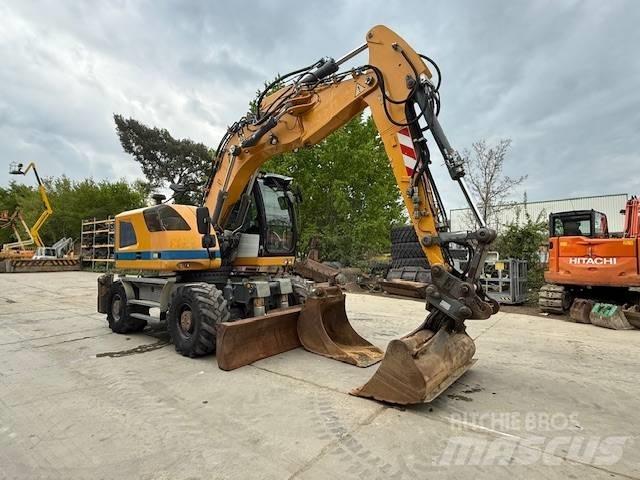 Liebherr A 914 ホイール式油圧ショベル（パワーショベル・ユンボ・バックホー）