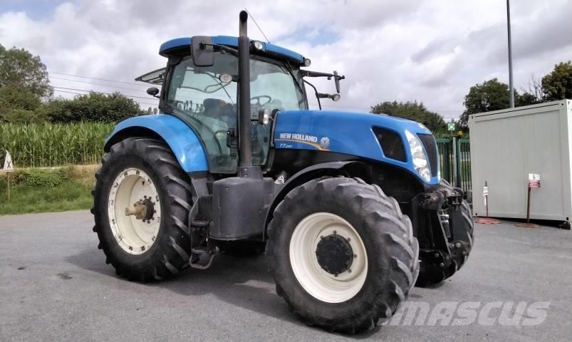 New Holland T 7.250 トラクター