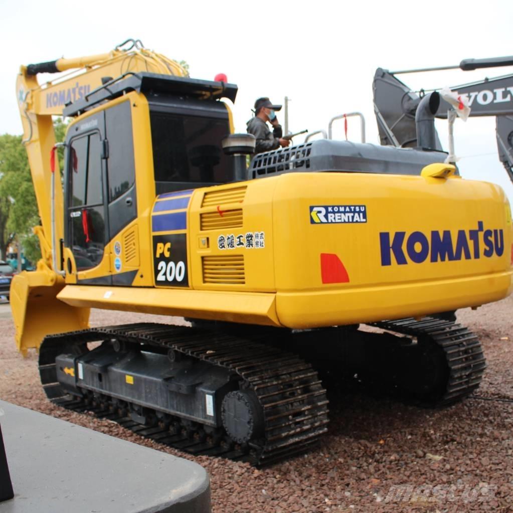 Komatsu PC 200-8 大型油圧ショベル12t以上（パワーショベル・ユンボ）