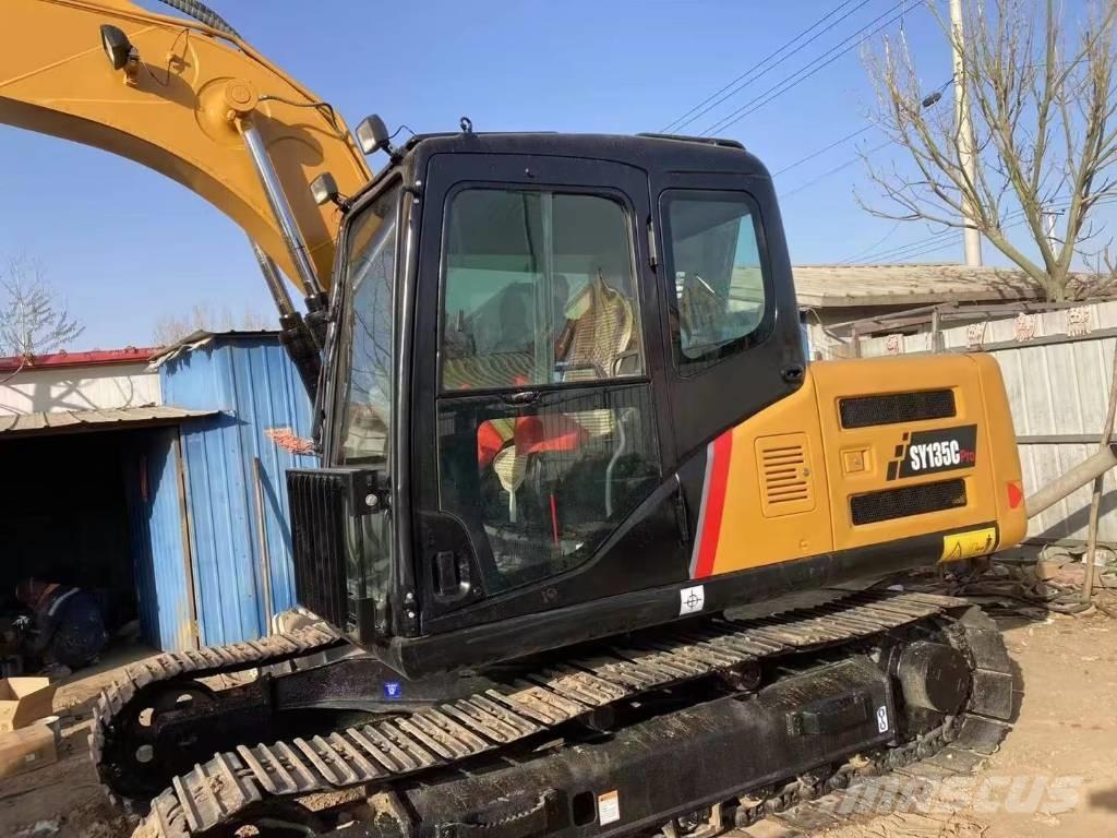 Sany SY 135 大型油圧ショベル12t以上（パワーショベル・ユンボ）