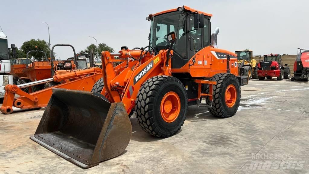Doosan DL 200-5 ミニローダー