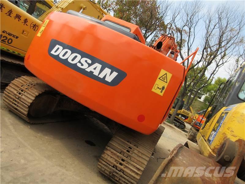 Doosan DH 150 LC-7 大型油圧ショベル12t以上（パワーショベル・ユンボ）