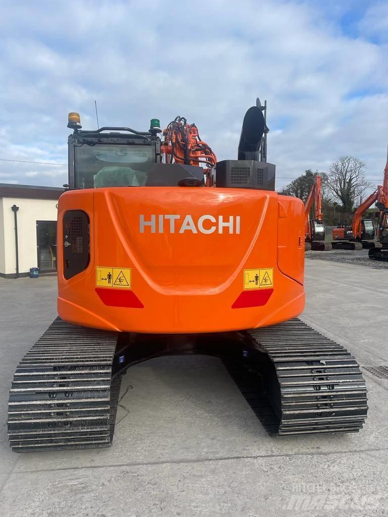 Hitachi ZX 135 US-6 大型油圧ショベル12t以上（パワーショベル・ユンボ）