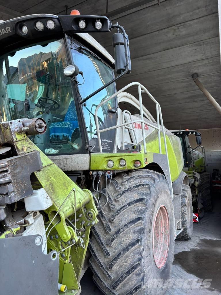 CLAAS Jaguar 970 自走式フォレージハーベスター