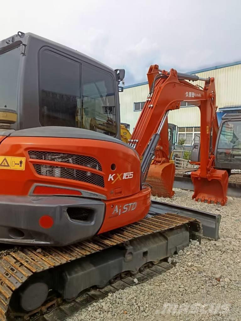 Kubota KX 165 ミニ油圧ショベル 7t以下（ミニユンボ・ミニディガー）