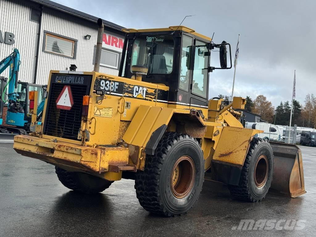 CAT 938 F II ホイールローダー・タイヤショベル