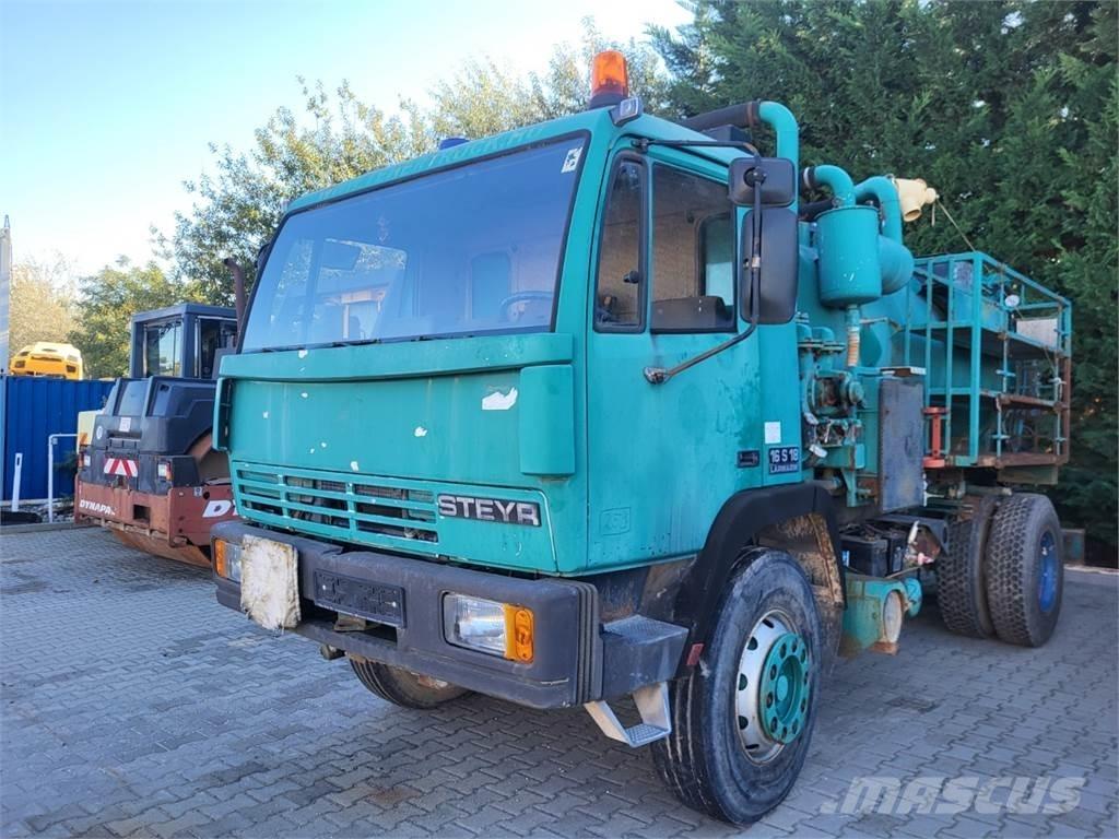 Steyr 16S18 タンカートラック