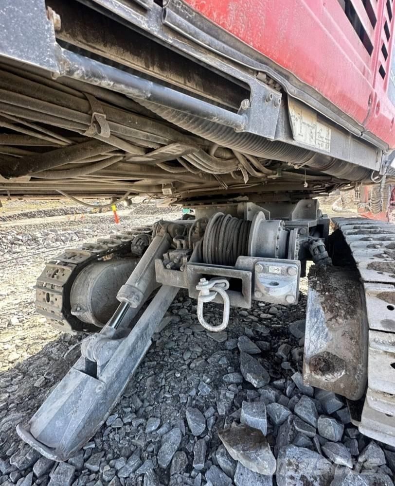Sandvik DX800i サーフェイスドリルリグ