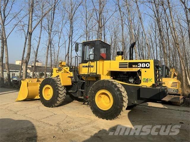 Komatsu WA380 ホイールローダー・タイヤショベル