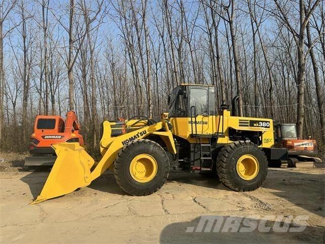 Komatsu WA380 ホイールローダー・タイヤショベル