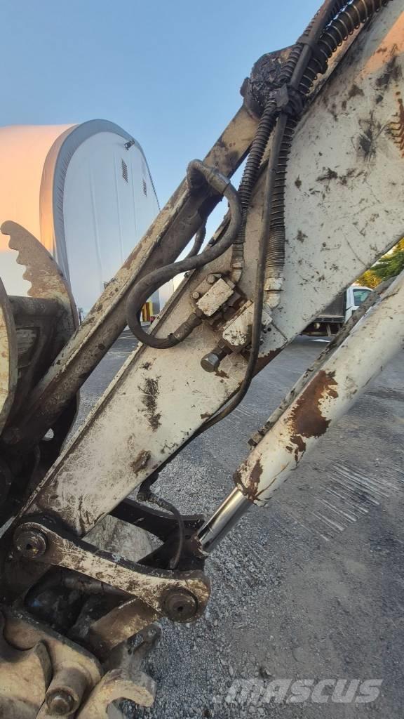 Takeuchi TB 290 大型油圧ショベル12t以上（パワーショベル・ユンボ）