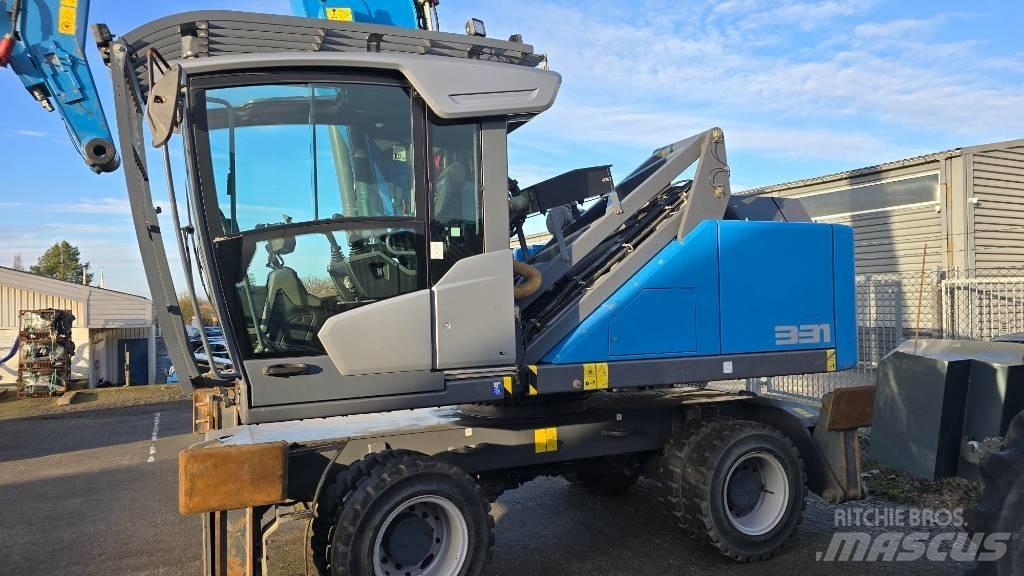 Fuchs 331 F 廃棄物／工業産廃処理機