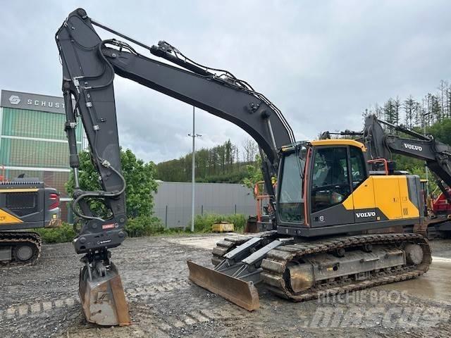 Volvo EC 160 E 大型油圧ショベル12t以上（パワーショベル・ユンボ）